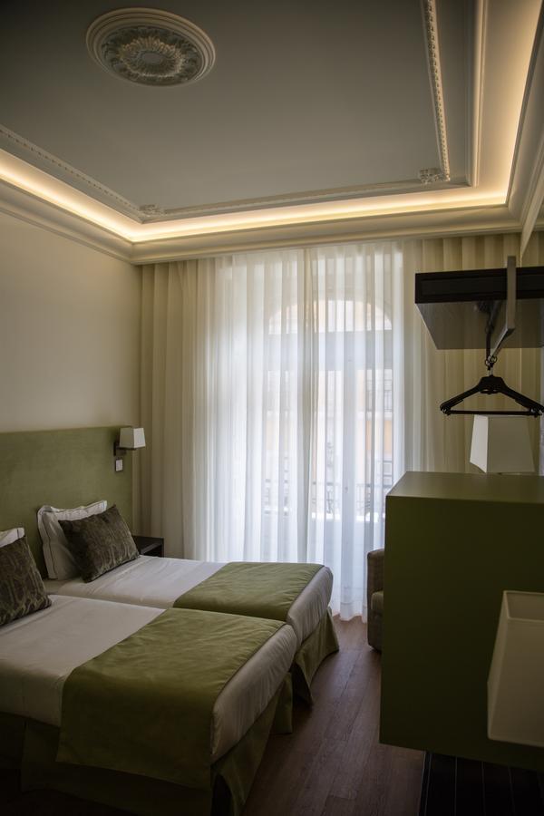 Twin Room,631531086:JPEG